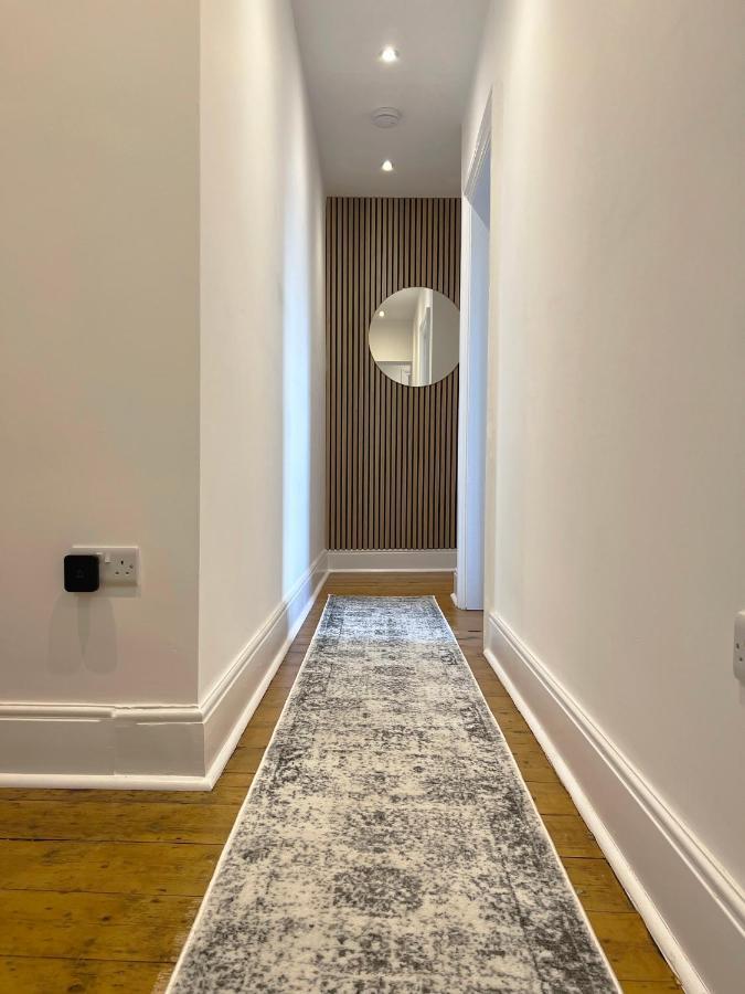 1 Bed / 1 Sofa Bed 'Scandi' Style Ground Floor Apartment Yeovil Luaran gambar